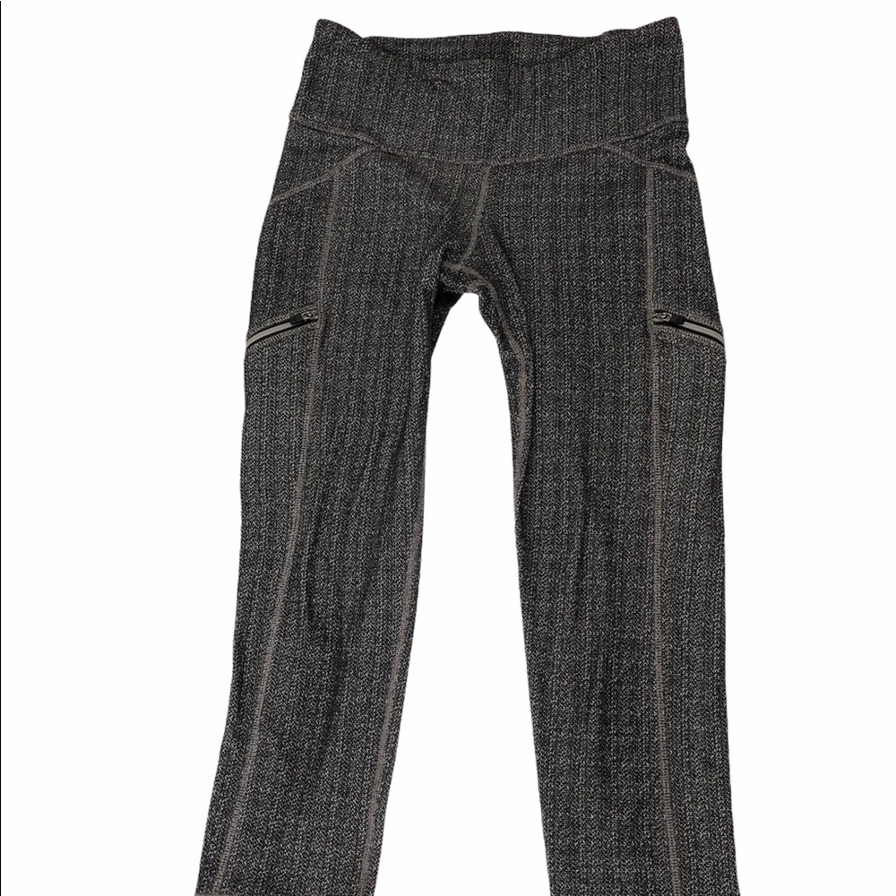 Athleta Static drifter crop capris small leggings